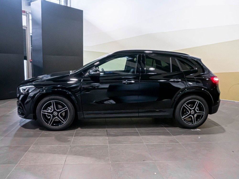 Mercedes-Benz GLA SUV nuova a Ancona (5)