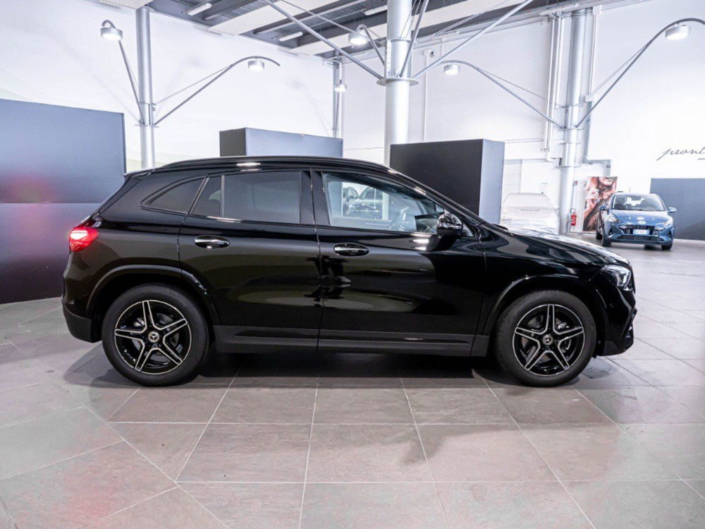 Mercedes-Benz GLA SUV nuova a Ancona (9)