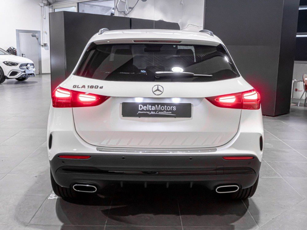 Mercedes-Benz GLA SUV nuova a Ancona (7)