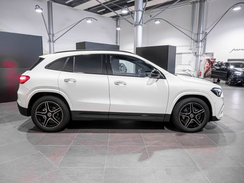 Mercedes-Benz GLA SUV nuova a Ancona (9)