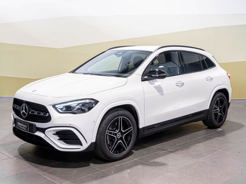 Mercedes-Benz GLA SUV nuova a Ancona