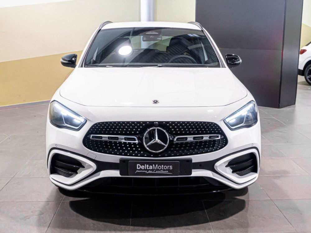 Mercedes-Benz GLA SUV nuova a Ancona (2)