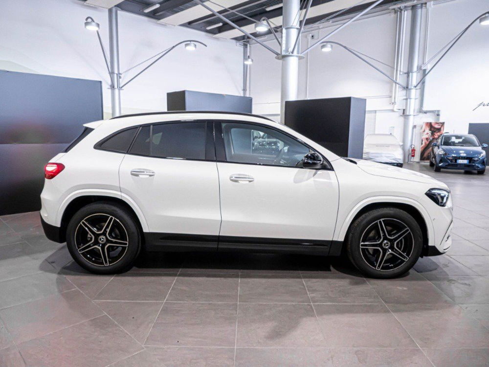 Mercedes-Benz GLA SUV nuova a Ancona (9)