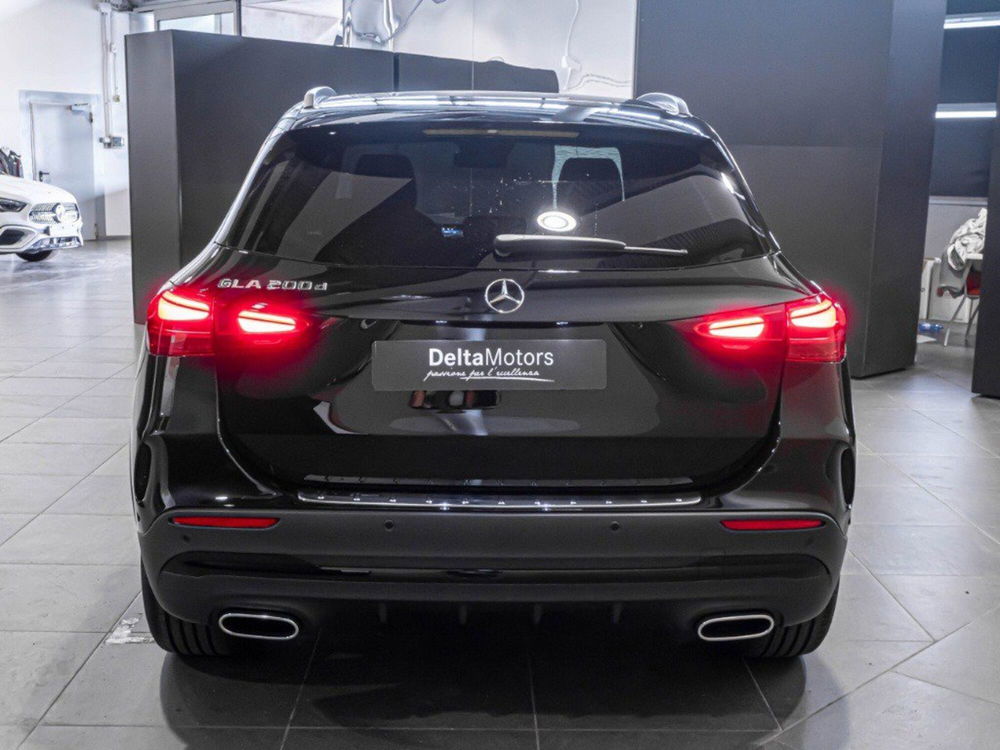 Mercedes-Benz GLA SUV nuova a Ancona (7)