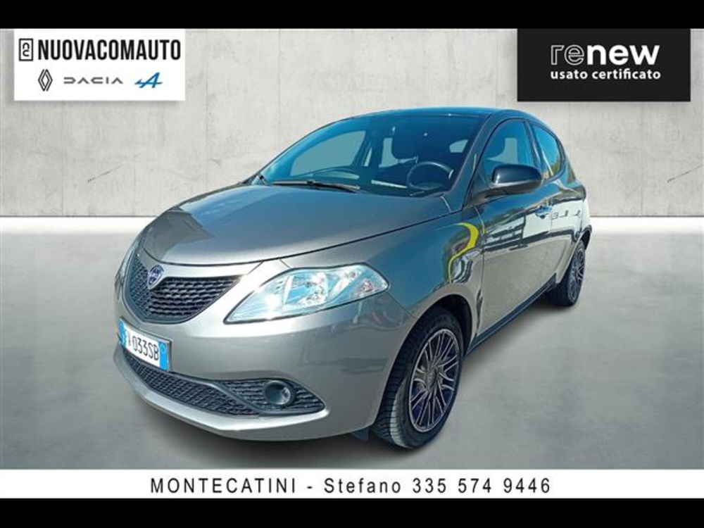 Lancia Ypsilon usata a Firenze