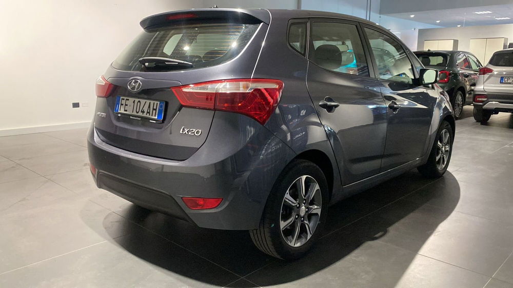 Hyundai ix20 usata a Bergamo (4)