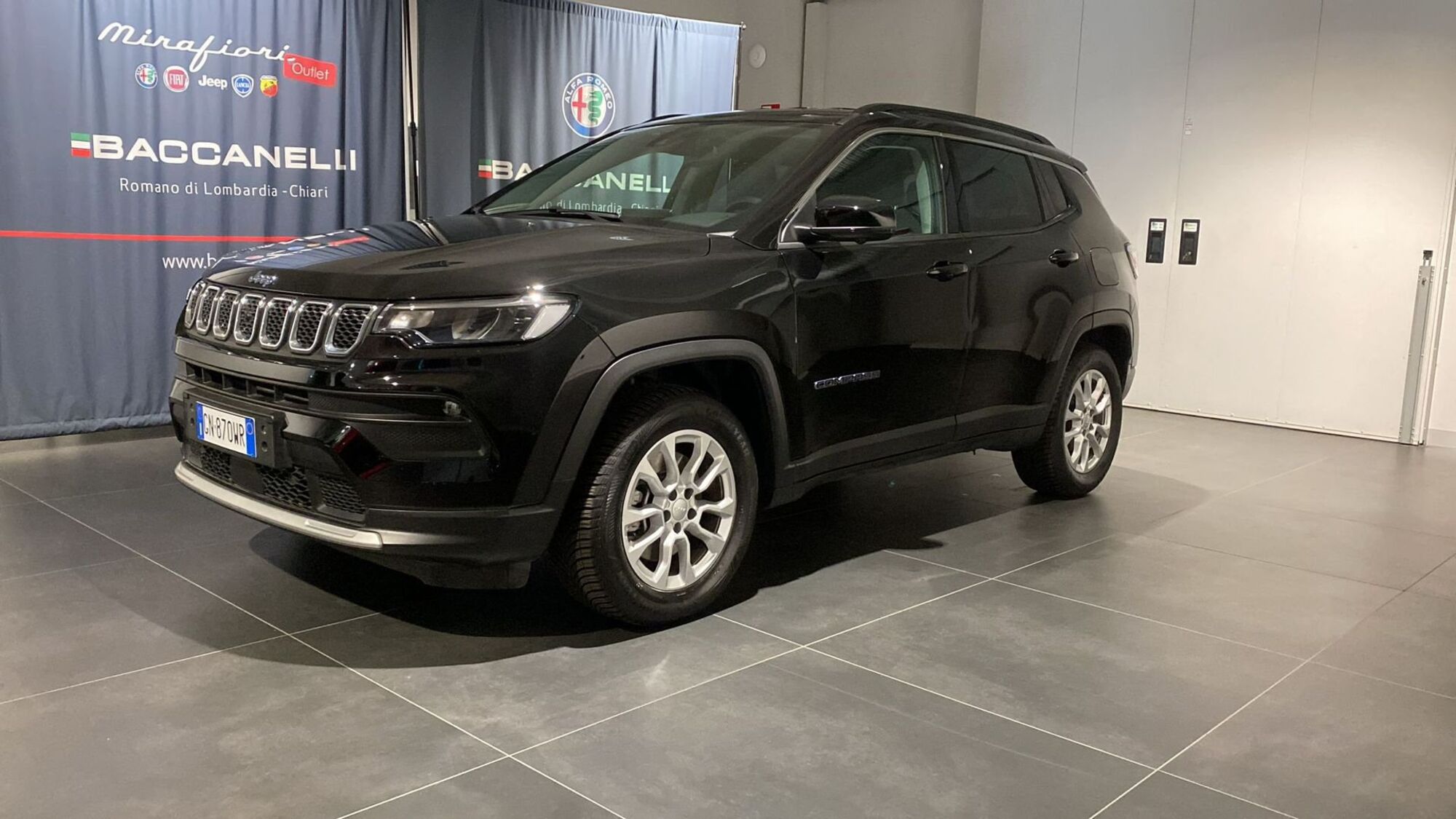 Jeep Compass 1.3 T4 190CV PHEV AT6 4xe Limited  del 2023 usata a Romano di Lombardia