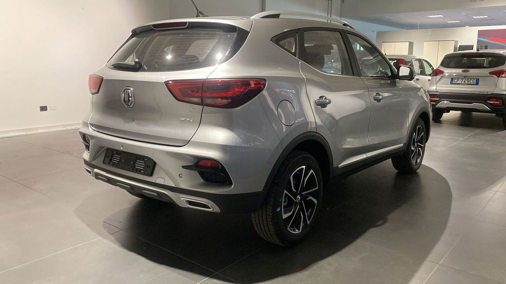 Mg ZS (2021-->) nuova a Bergamo (4)