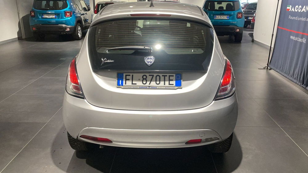 Lancia Ypsilon usata a Bergamo (3)