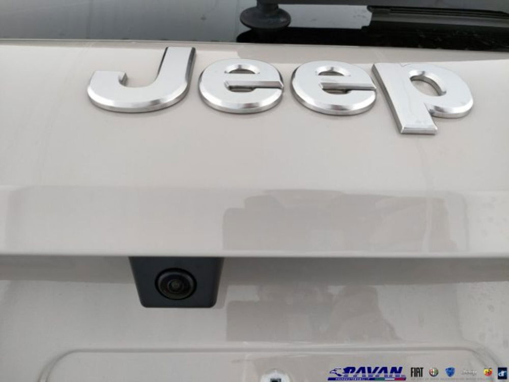 Jeep Avenger nuova a Padova (19)