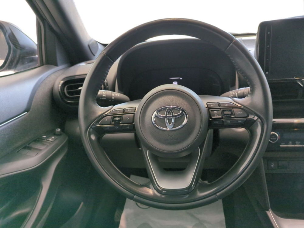 Toyota Yaris Cross usata a Milano (9)