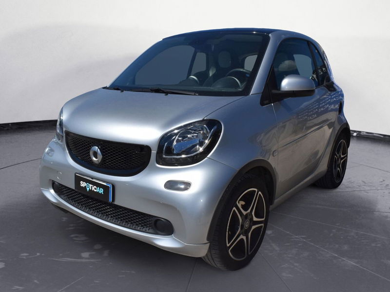 smart Fortwo 90 0.9 Turbo twinamic Passion  del 2016 usata a Catania