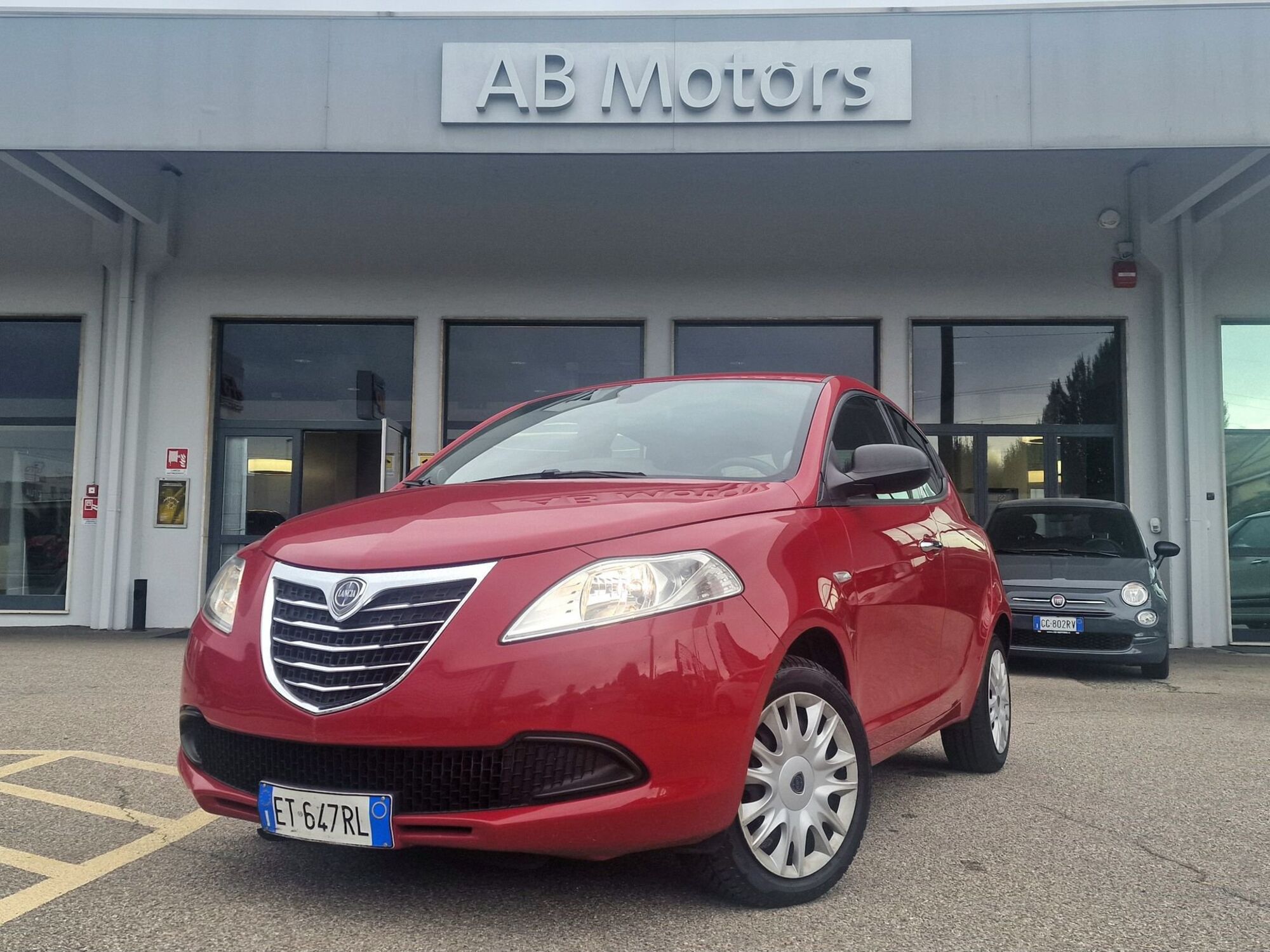 Lancia Ypsilon 1.2 69 CV 5 porte Elefantino  del 2014 usata a Gallarate