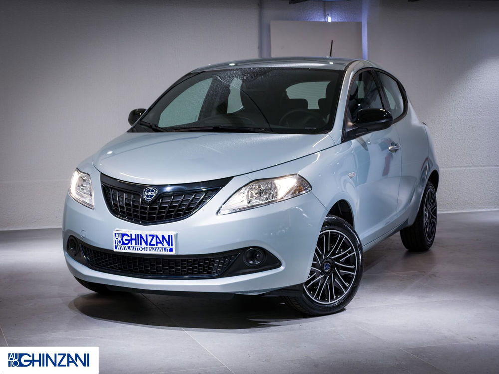 Lancia Ypsilon nuova a Bergamo