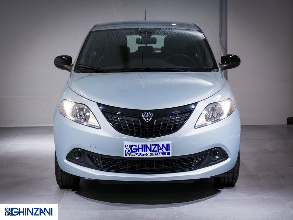 Lancia Ypsilon nuova a Bergamo (3)