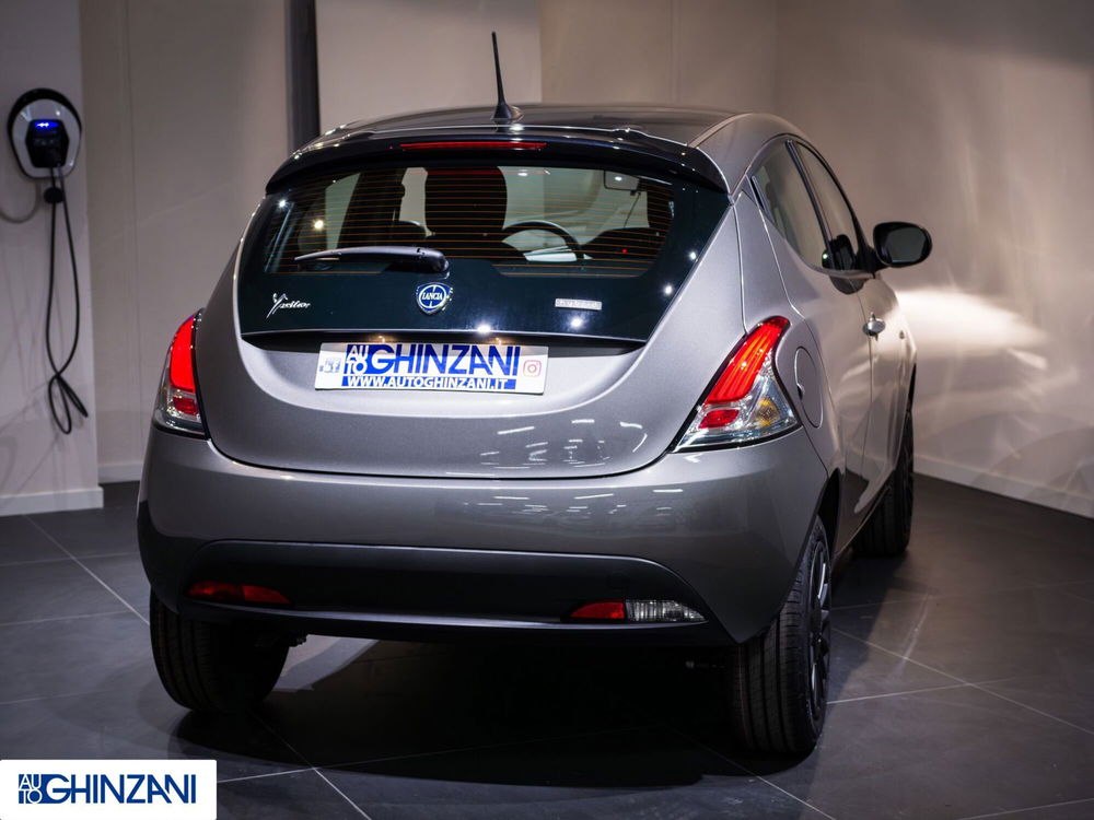 Lancia Ypsilon nuova a Bergamo (6)