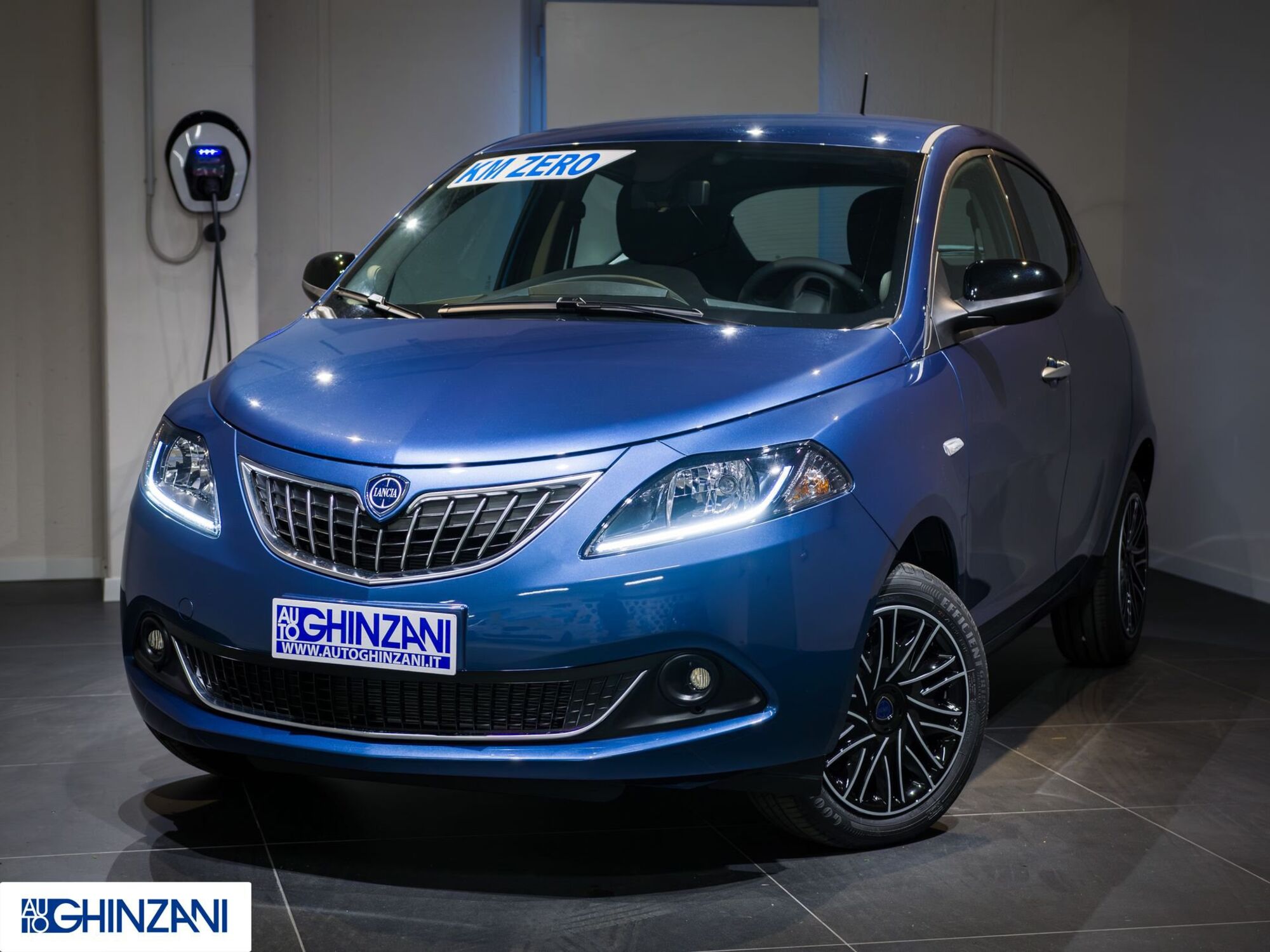 Lancia Ypsilon 1.0 FireFly 5 porte S&amp;S Hybrid Ecochic Gold  nuova a San Paolo d&#039;Argon