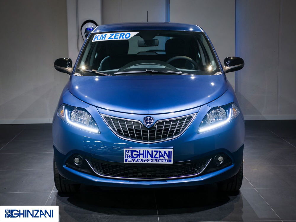 Lancia Ypsilon nuova a Bergamo (3)