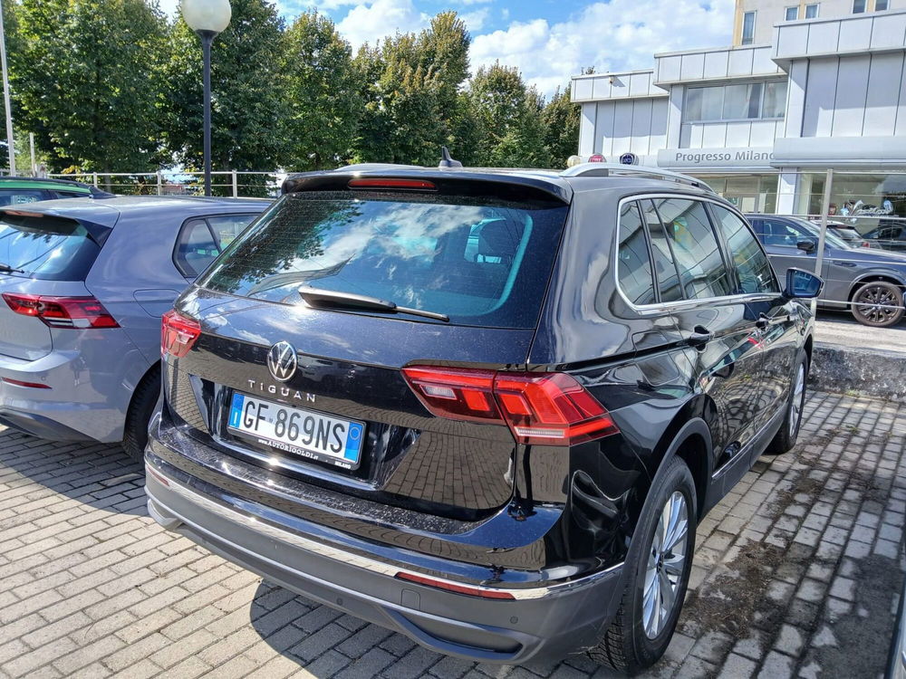 Volkswagen Tiguan usata a Milano (7)