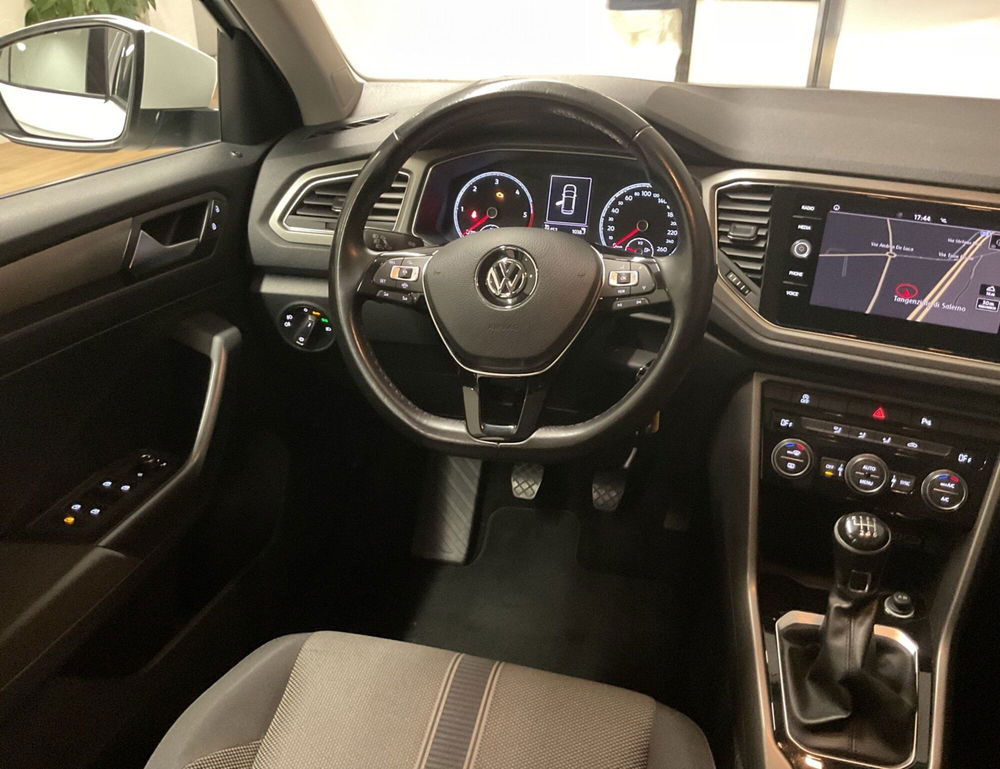 Volkswagen T-Roc usata a Salerno (18)