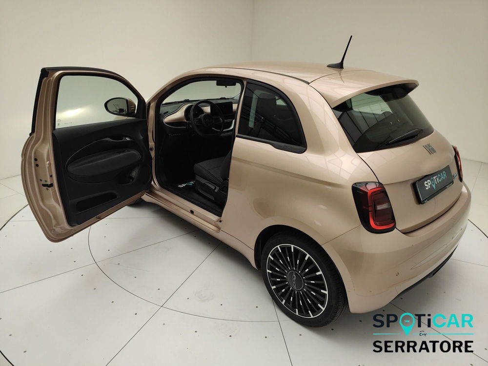 Fiat 500e usata a Como (6)