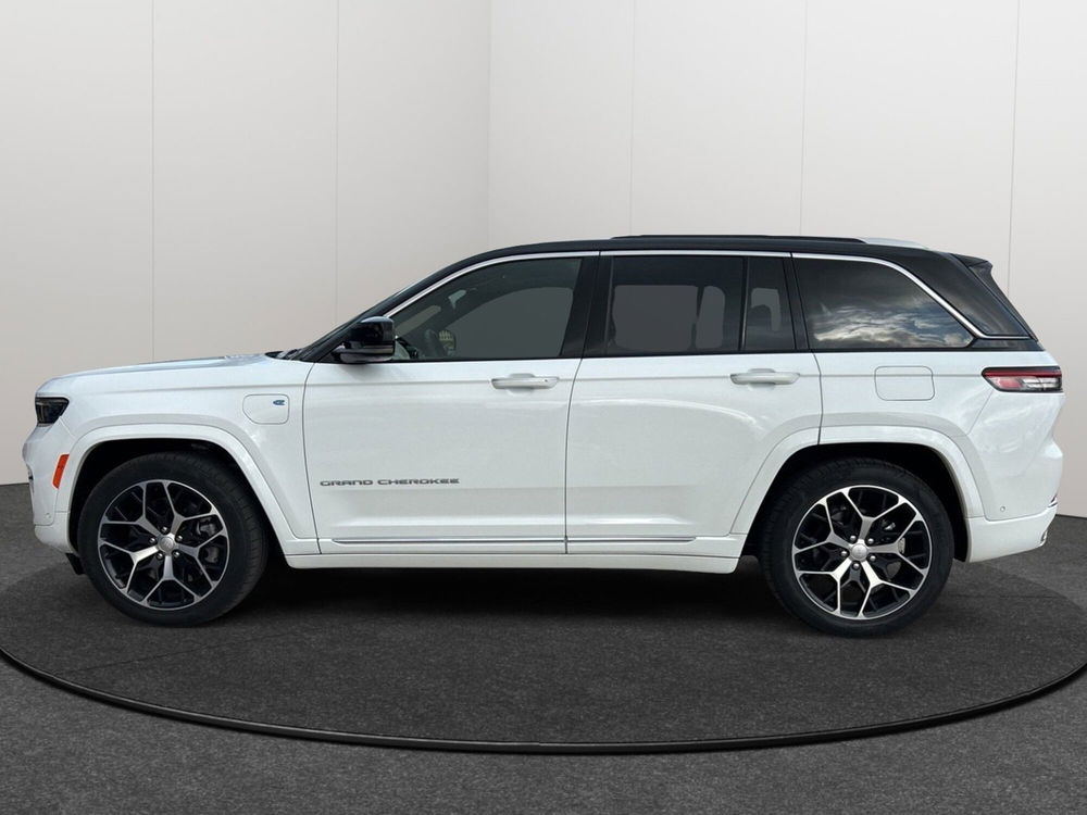 Jeep Grand Cherokee nuova a Caltanissetta (5)