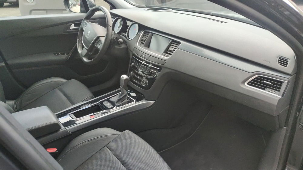 Peugeot 508 usata a Massa-Carrara (17)