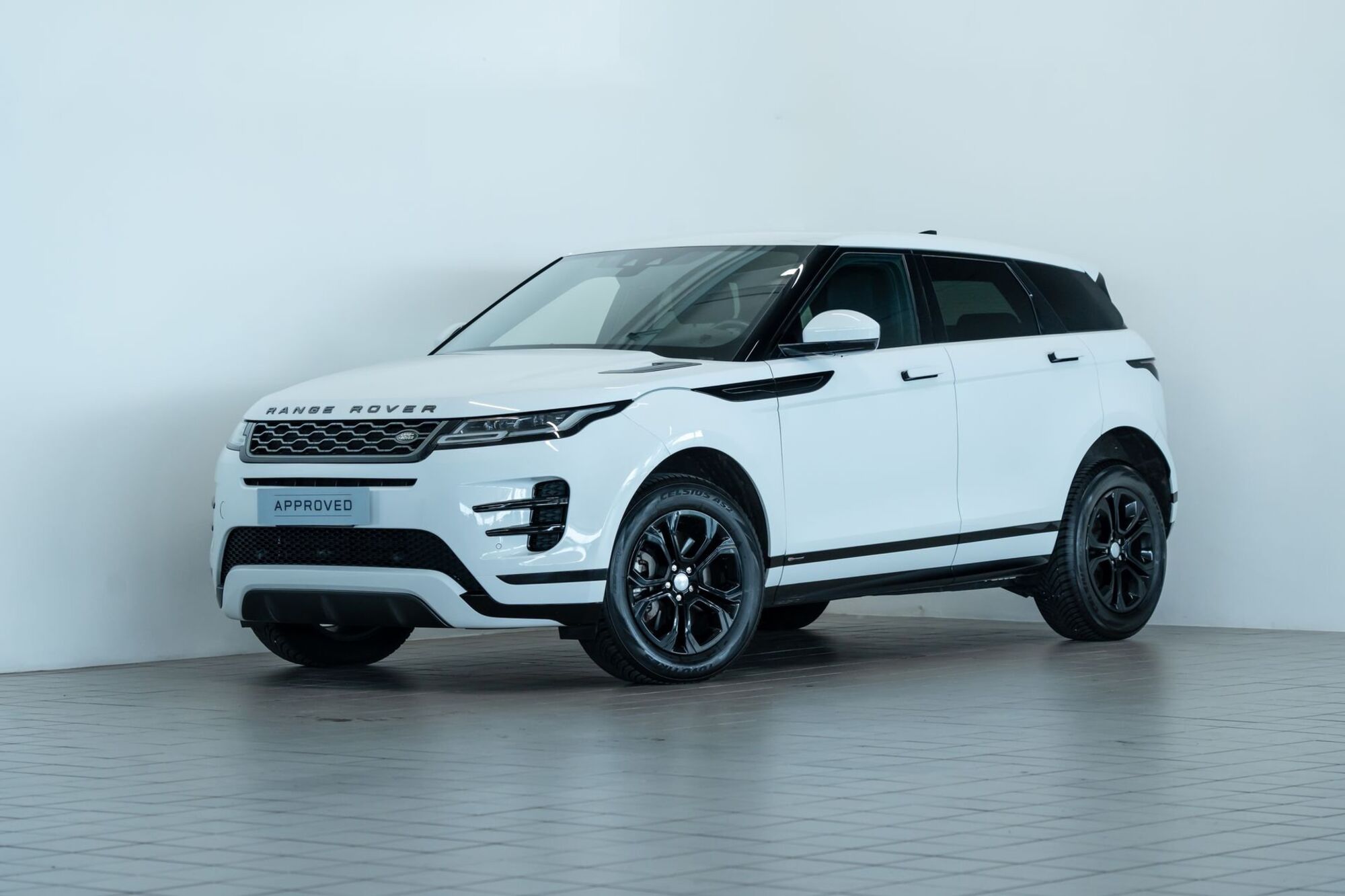 Land Rover Range Rover Evoque 2.0D I4-L.Flw 150 CV AWD Auto R-Dynamic del 2020 usata a Vicenza