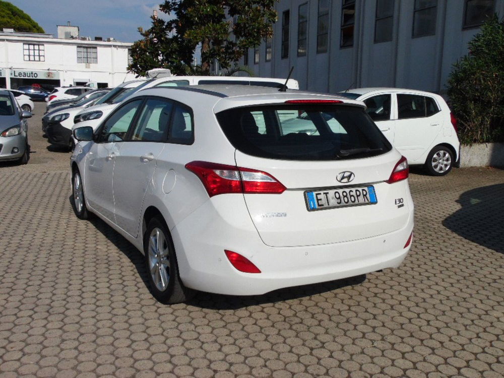 Hyundai i30 Station Wagon usata a La Spezia (8)