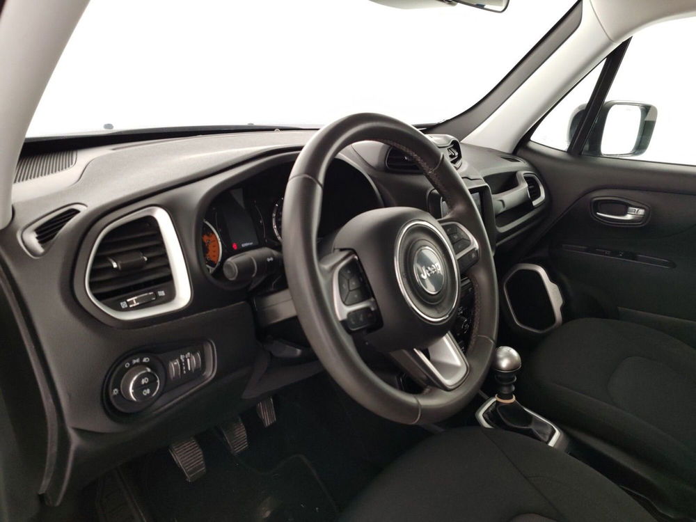 Jeep Renegade usata a Massa-Carrara (9)