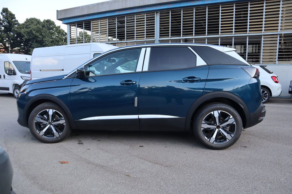 Peugeot 3008 nuova a Salerno (17)