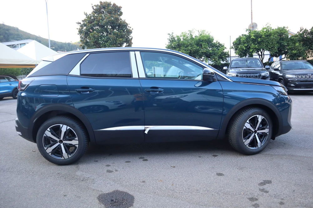 Peugeot 3008 nuova a Salerno (19)