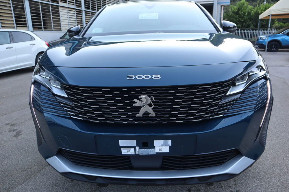 Peugeot 3008 nuova a Salerno (9)