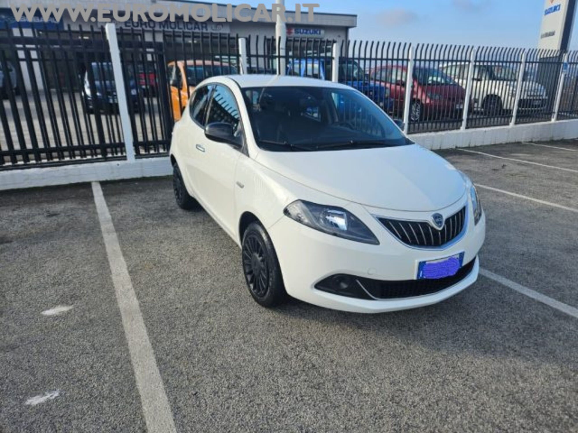 Lancia Ypsilon 1.0 FireFly 5 porte S&amp;S Hybrid Ecochic A. Ferretti del 2021 usata a Busso