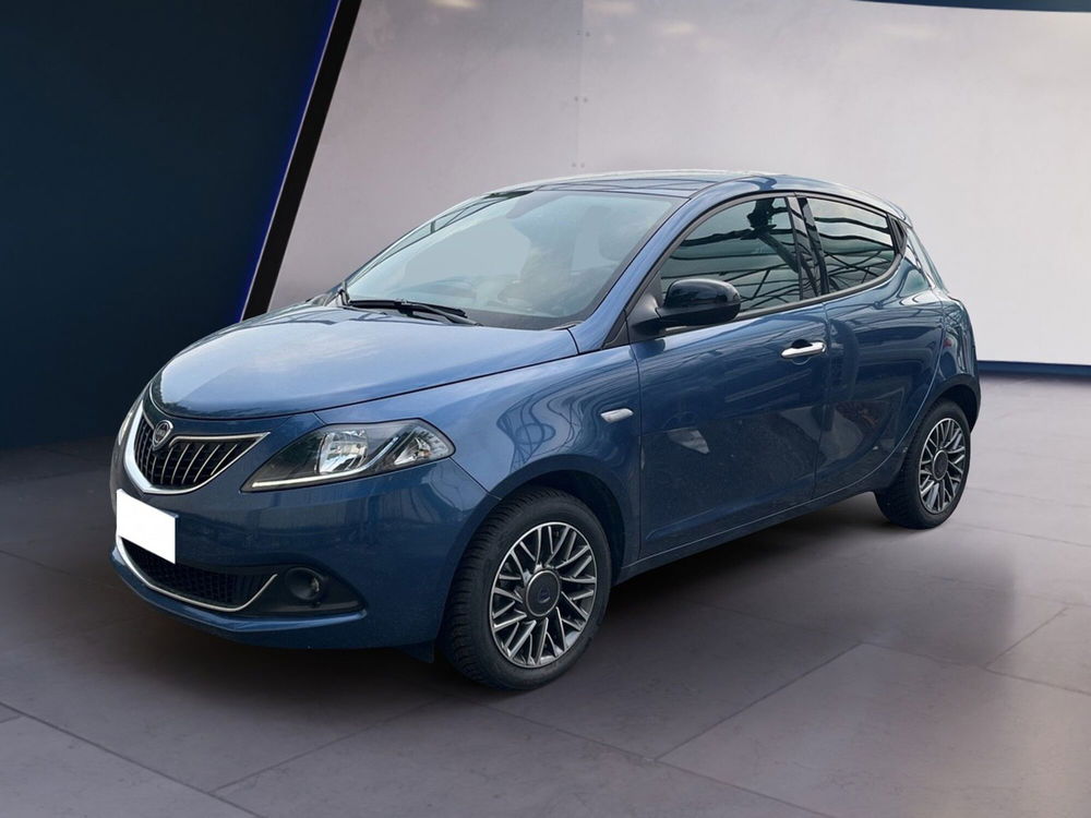 Lancia Ypsilon usata a Torino (2)