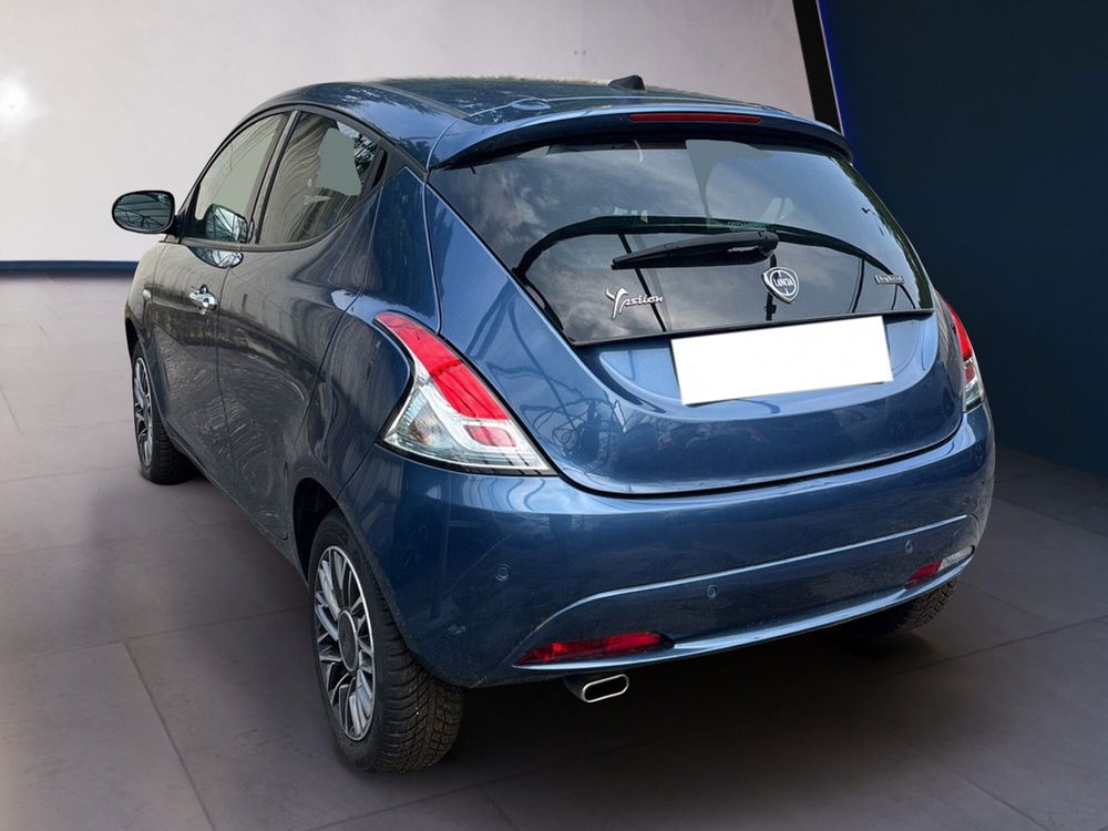 Lancia Ypsilon usata a Torino (5)