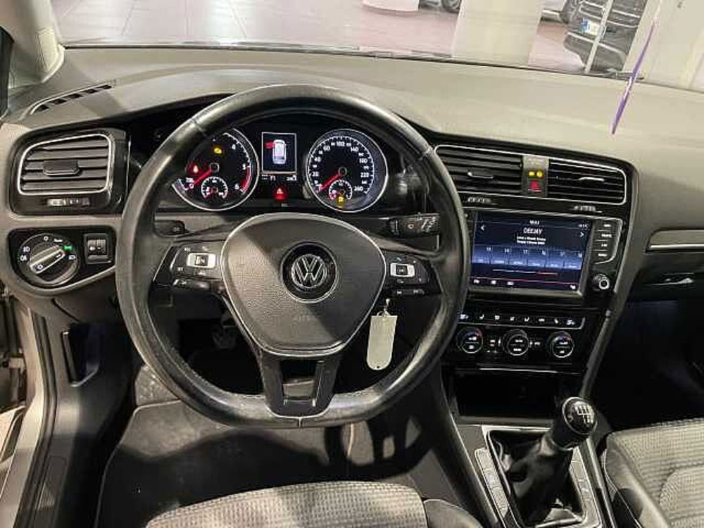 Volkswagen Golf Variant usata a Genova (11)