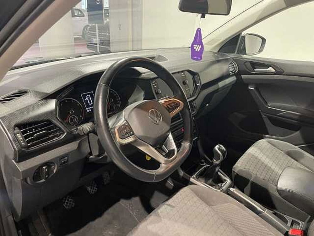 Volkswagen T-Cross usata a Genova (8)