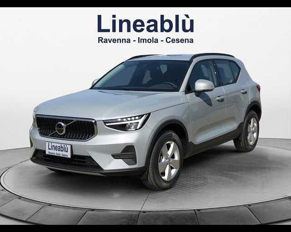 Volvo XC40 nuova a Ravenna