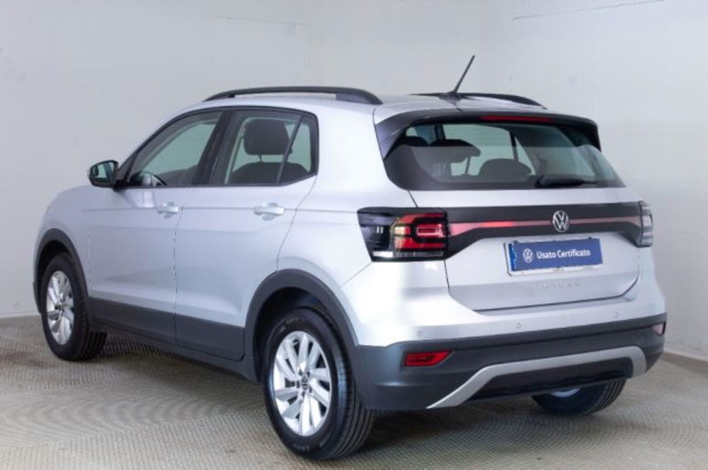 Volkswagen T-Cross usata a Novara (4)