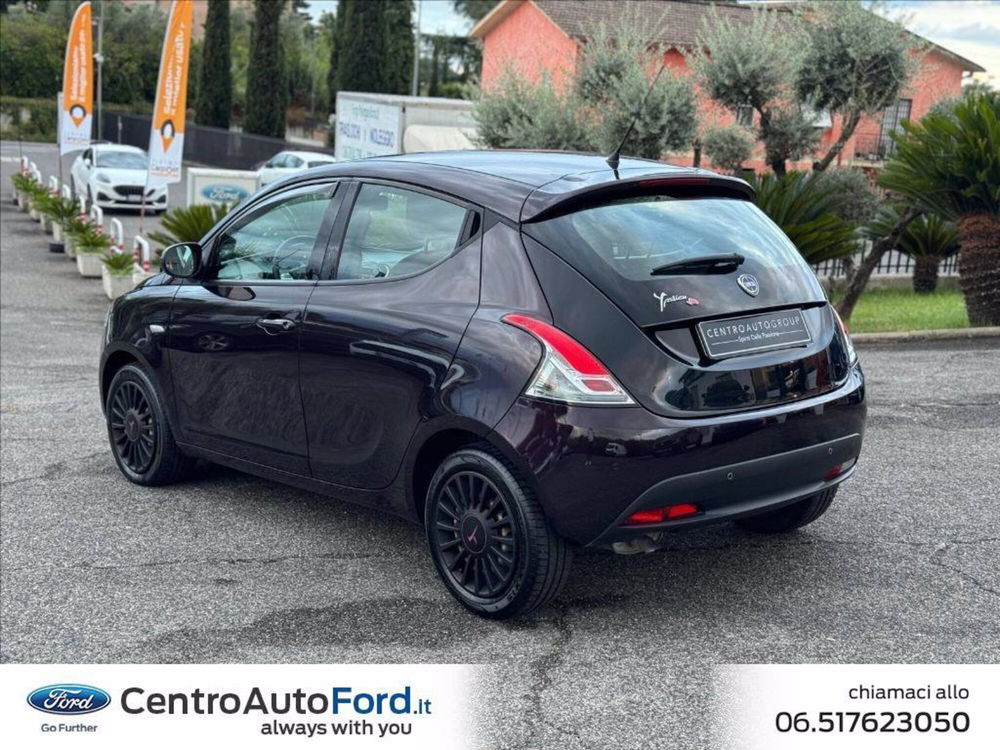 Lancia Ypsilon usata a Roma (4)