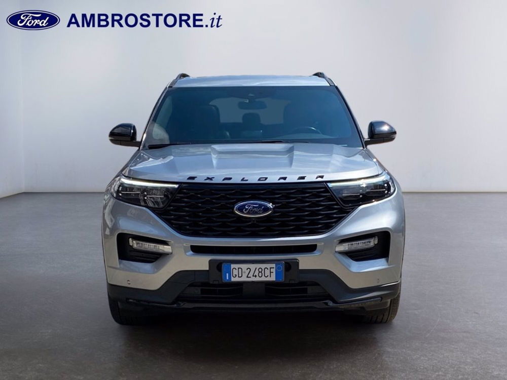 Ford Explorer usata a Milano (2)