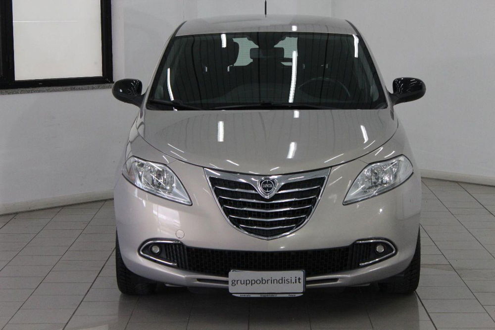 Lancia Ypsilon usata a Potenza (2)