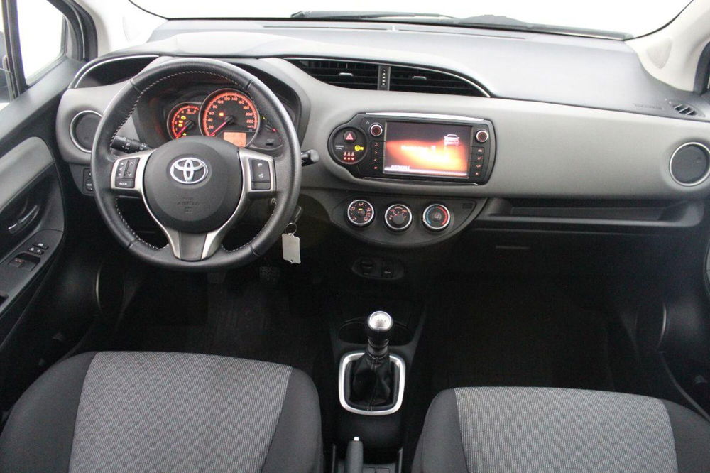 Toyota Yaris usata a Potenza (7)