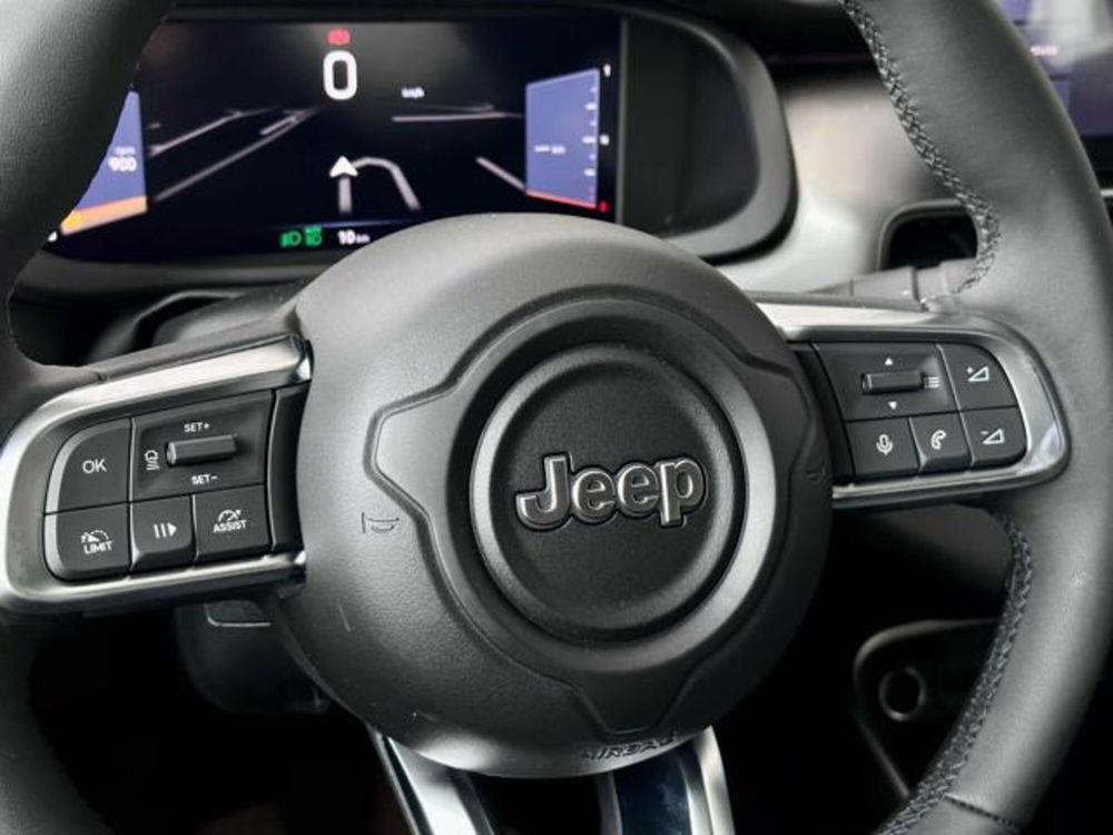 Jeep Avenger nuova a Vicenza (9)