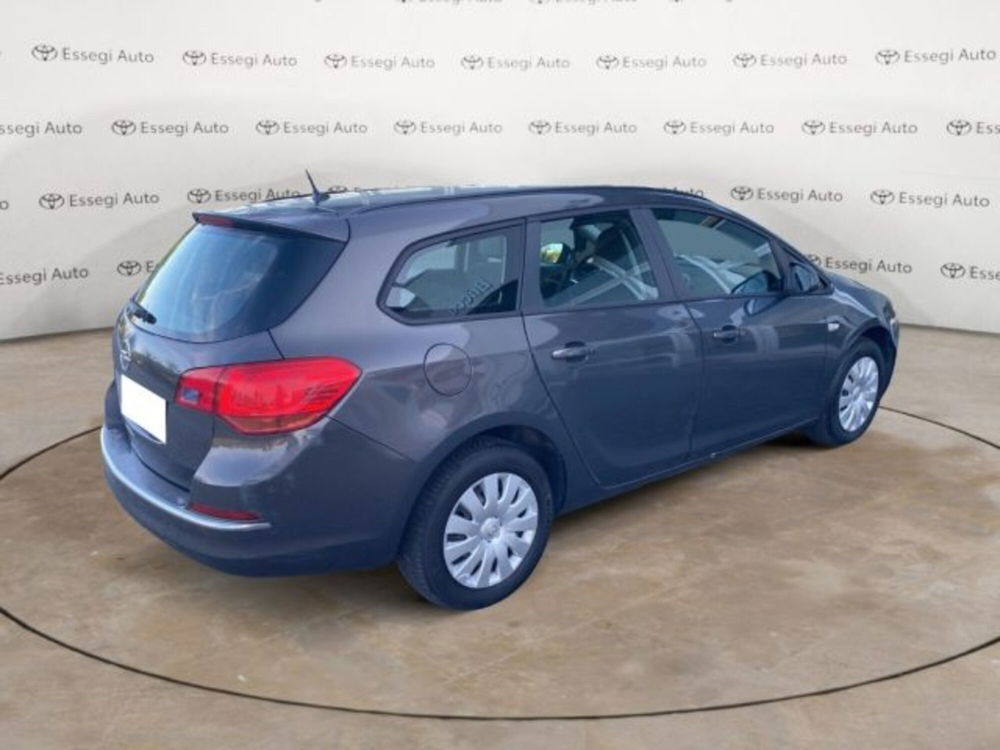 Opel Astra usata a Vercelli (18)