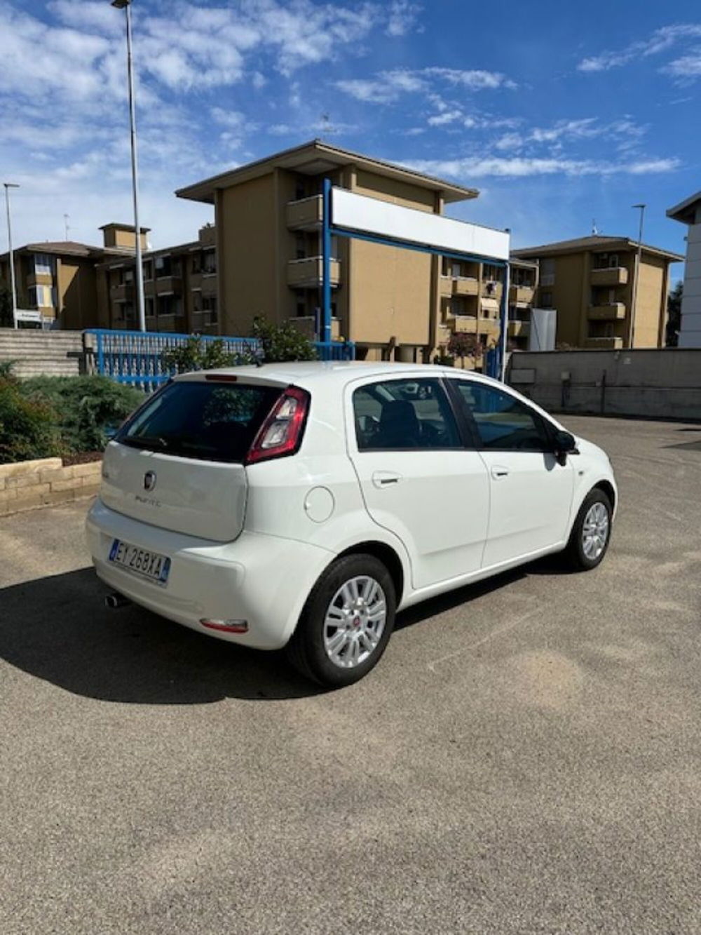 Fiat Punto usata a Novara (9)