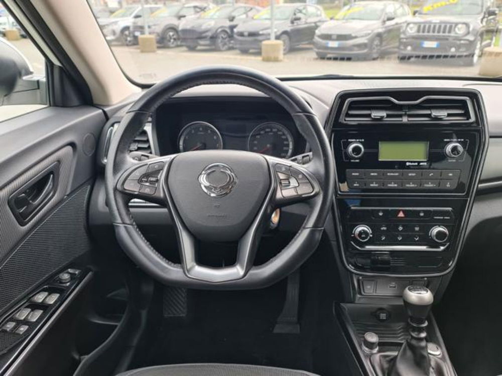 Ssangyong Tivoli usata a Torino (14)