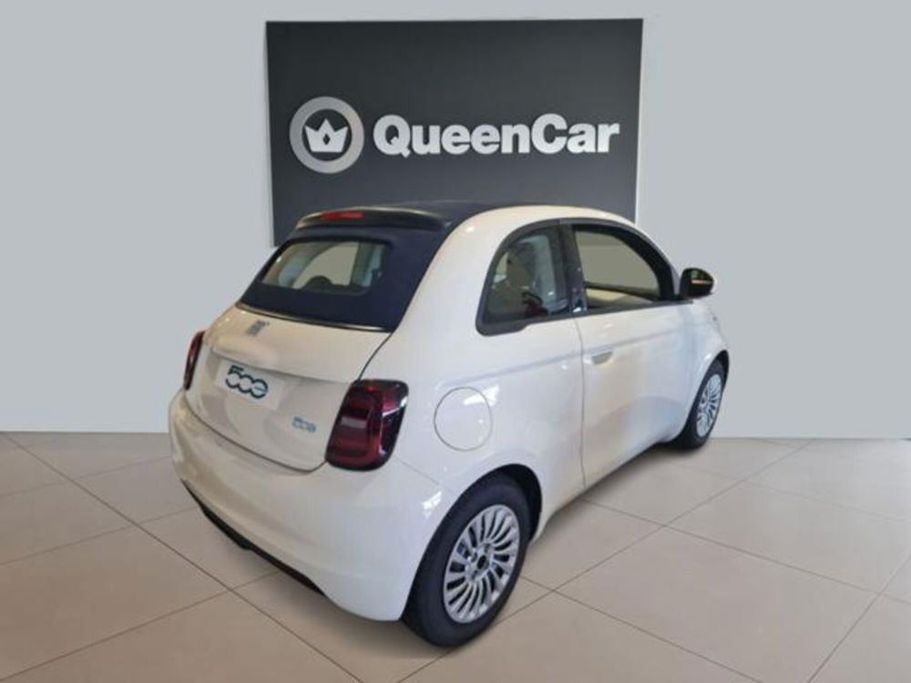 Fiat 500e Cabrio nuova a Torino (4)