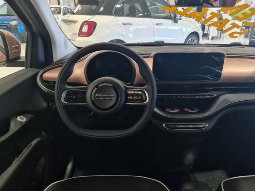 Fiat 500e nuova a Torino (9)